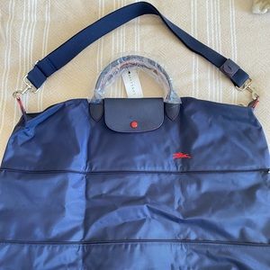 Longchamp expandable tote in Navy